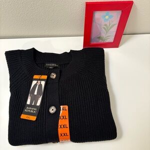 Banana Republic Women's Black Cardigan Sweater, XXL, Black.